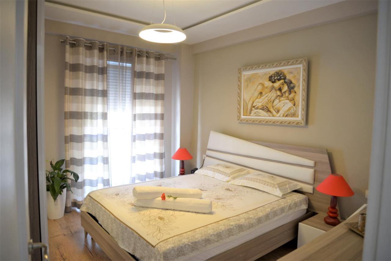 Haris Apartments Tirana Exteriör bild